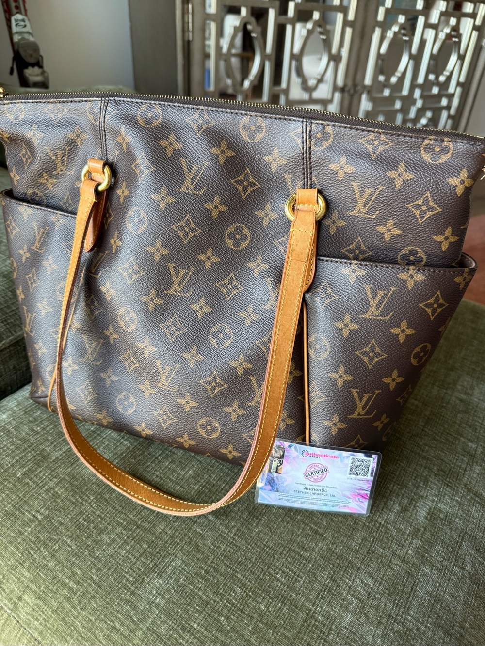 Louis Vuitton Monogram Canvas Brown Tote with Vachetta Leather - Picture 2 of 8